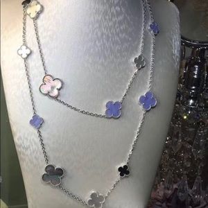 Clovers With 16 Motifs Long Necklace